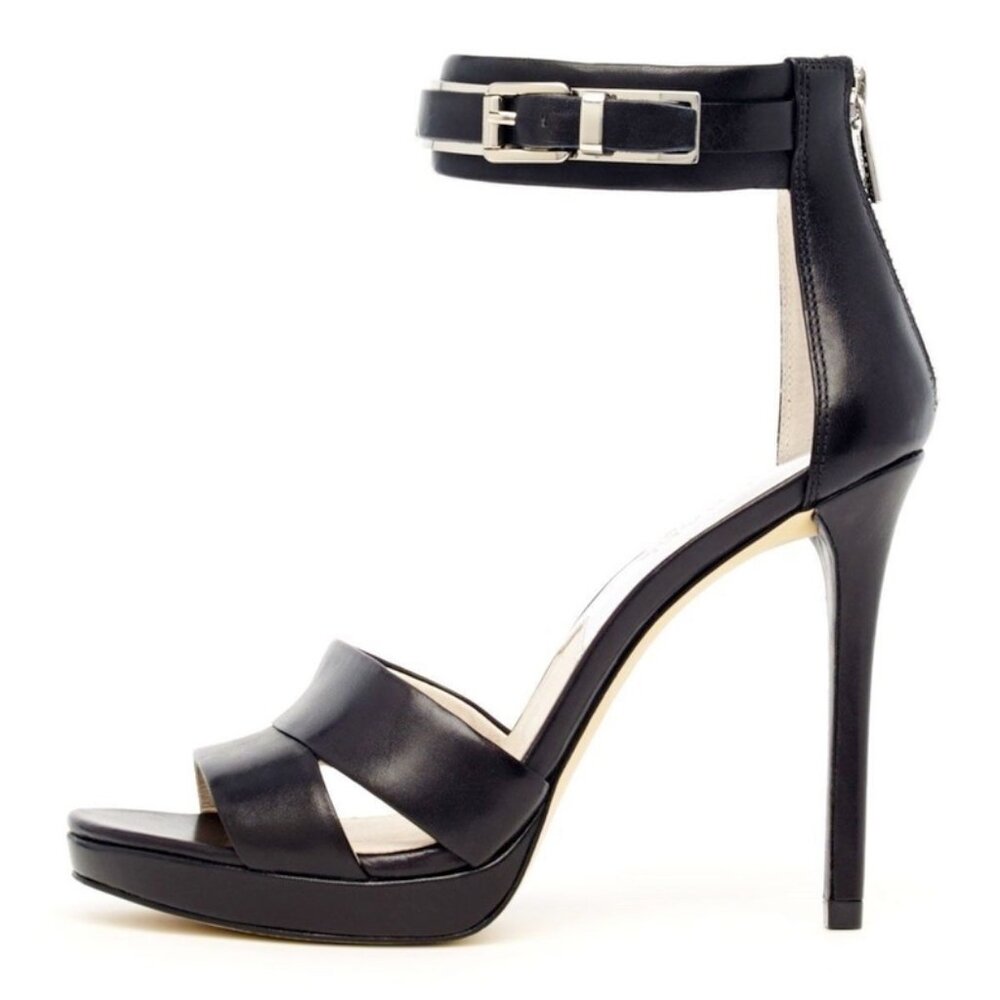 NWOB Michael Michael Kors Karlie Leather Platform Heels
